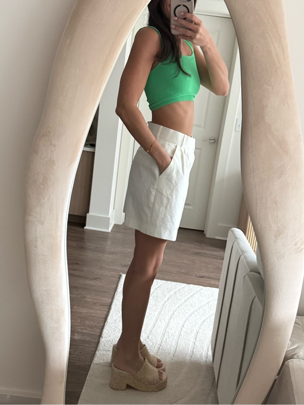 Zara White High-Waist Tailored Bermuda Shorts - Picture 7 of 10